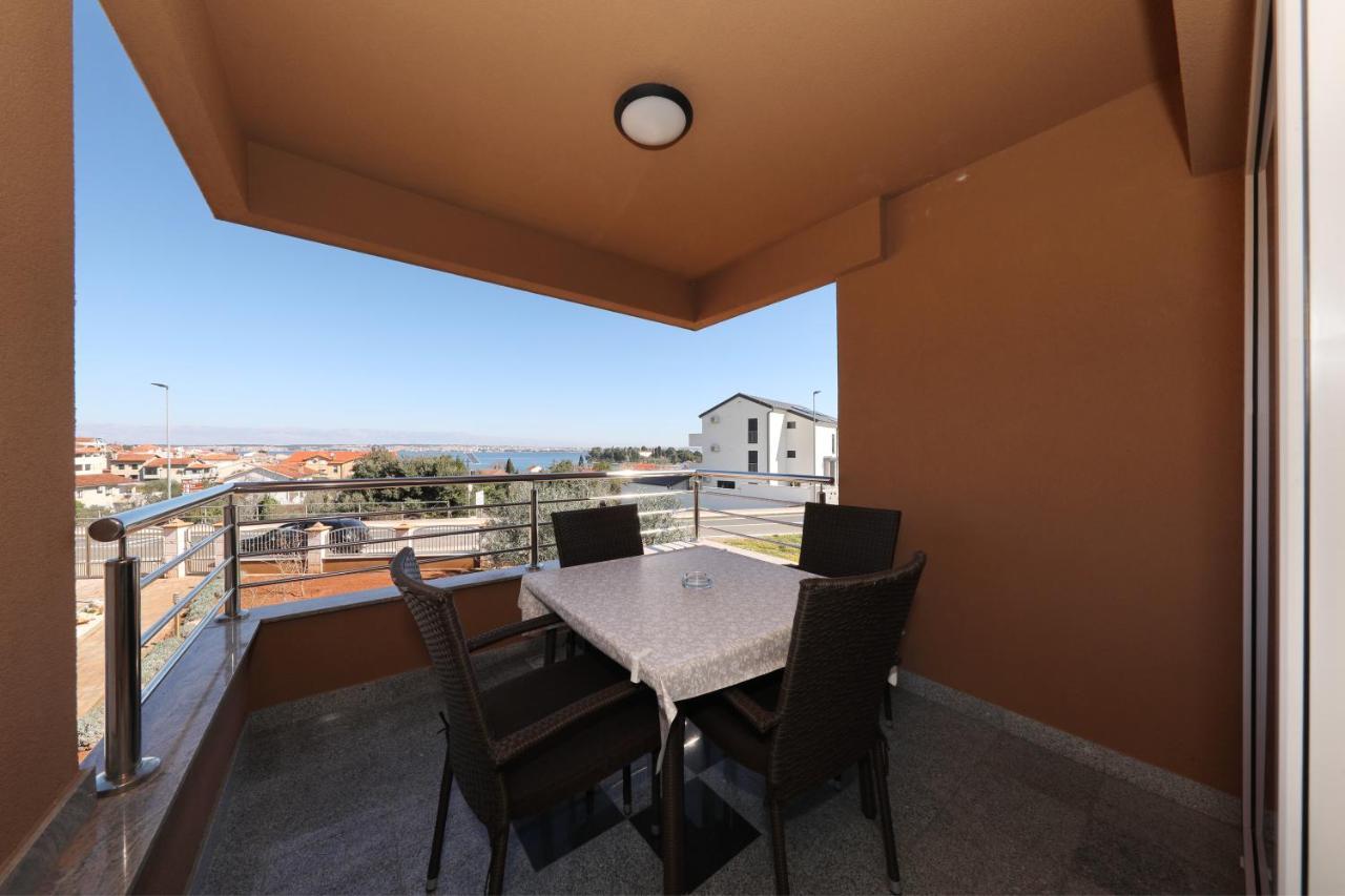 Apartment Dora Preko Exterior photo